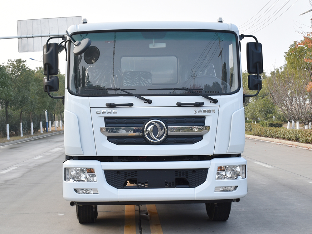 14.4方D9軸距3950 康機(jī)230馬力灑水車